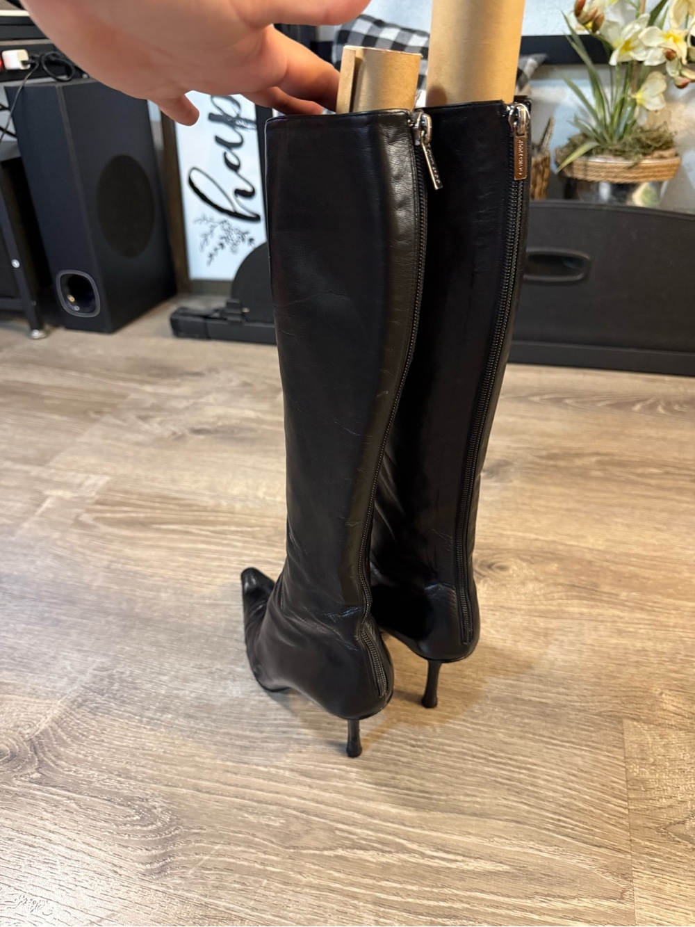 Vintage Jimmy Choo Peony Black Leather Pointed Toe Knee High Heeled Boots - Picture 7 of 16